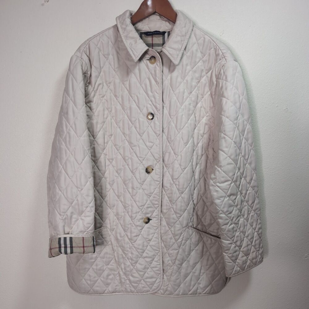 Burberry London Quilted Jacket Sz M Tan Quilted Short Mimalist Quiet Luxury